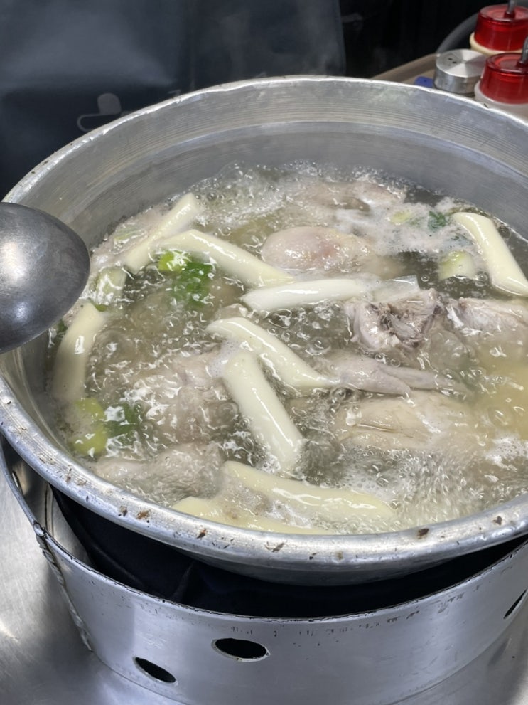  종로5가/동대문역 맛집 명동닭한마리 시조점