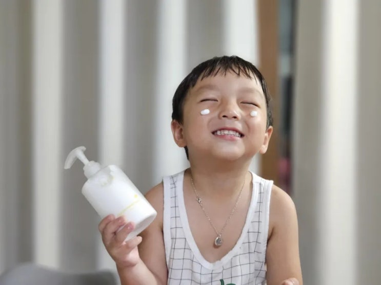  아기 유산균화장품 바르는 로션으로 챙겨요