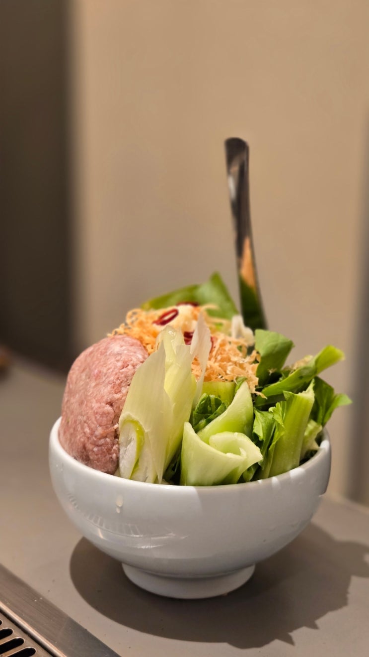  삿포로 스스키노역 맛집 추천: MONJA 몬자야끼 오코노미야끼 현지인 웨이팅 맛집