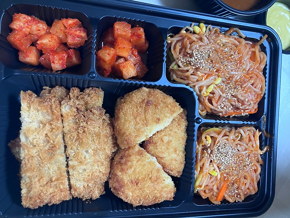 배터지는생동까스 서구청점 사진 6
