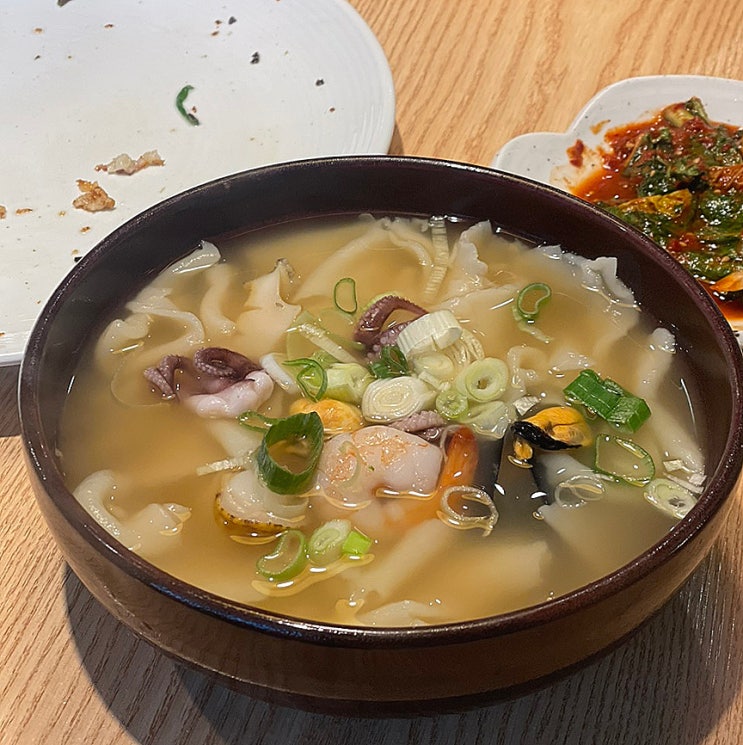  마산 구산면 맛집 구복제비소혜진:얇고 야들한 수제비 맛집