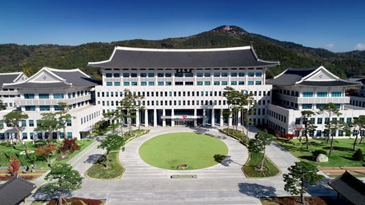 <b>이철우</b>경북도지사,“<b>행정통합</b>, 목적지까지 가는 것이 중요하다”