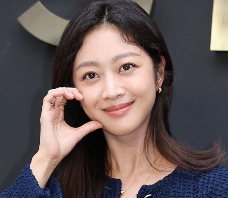 <b>조보아 비연예인</b> 연인과 10월 <b>결혼</b>!!