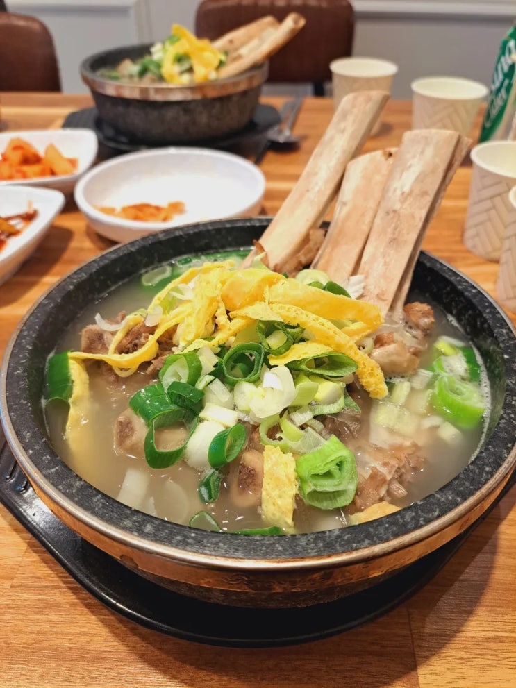  [군산] 뜨끈한 왕갈비탕에 솥밥까지 든든한 나운동 예스트 맛집