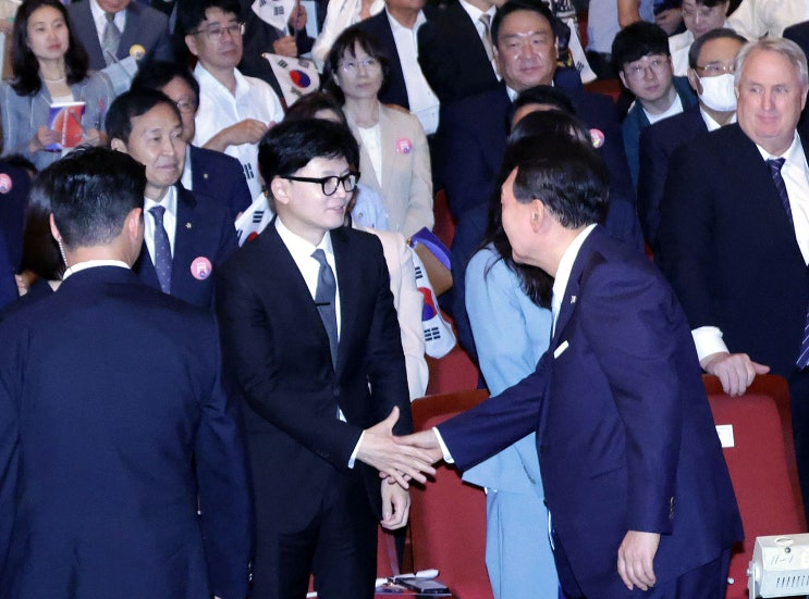 (뉴스인)<b>대통령실</b> "<b>의료개혁</b> 입장 변함 없다...한동훈 대표 의견... 