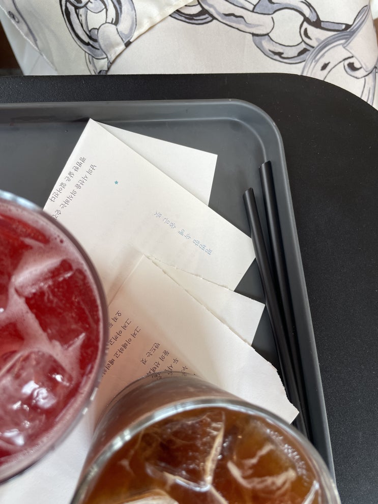  망원역카페 [루아르] 커피와 디저트 맛있는 곳