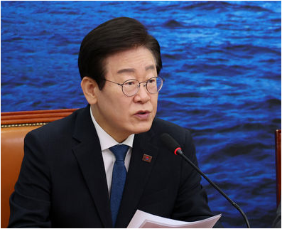 <b>이재명</b> "의대 2천명 근거 뭔가…<b>한동훈</b> <b>제안</b> 백안시 말아야" 힘... 