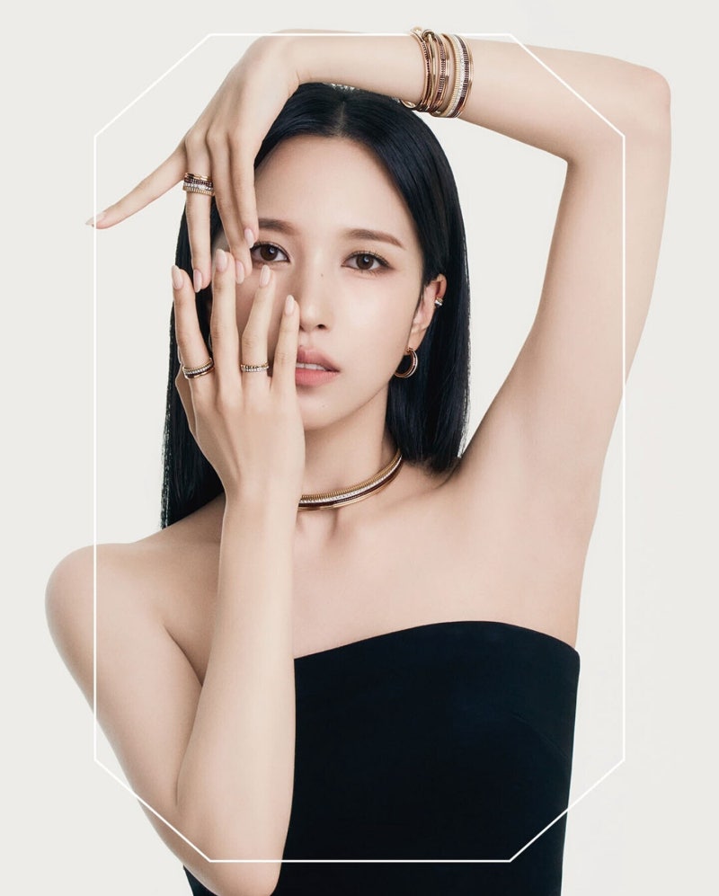 TWICE ミナ ブシュロン