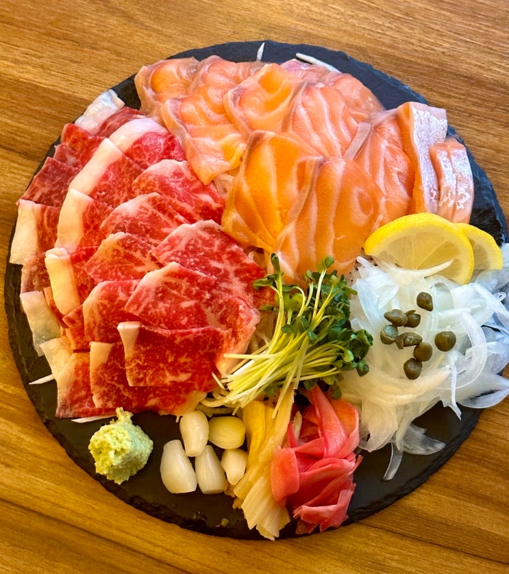  부산 전포 술집 세번째 연어 비밀쪽지 연어사시미 차돌 맛집