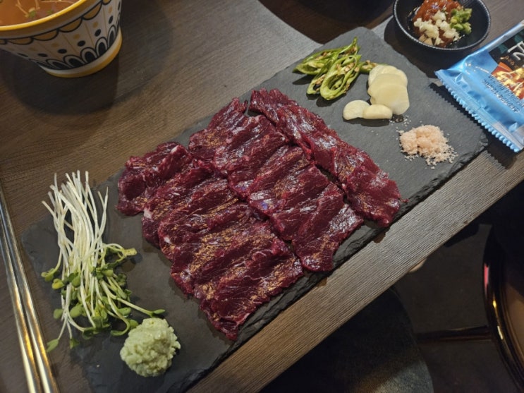 대전 갈마동 혼술하기 좋은 술집 한우 뭉티기 맛집 주연