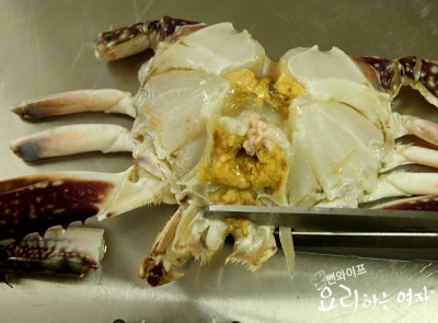 꽃게탕 맛있게 끓이는 황금 레시피, 국물 맛 끝내 주는 꽃게탕 양념이, 꽃게 손질법 : 네이버 블로그