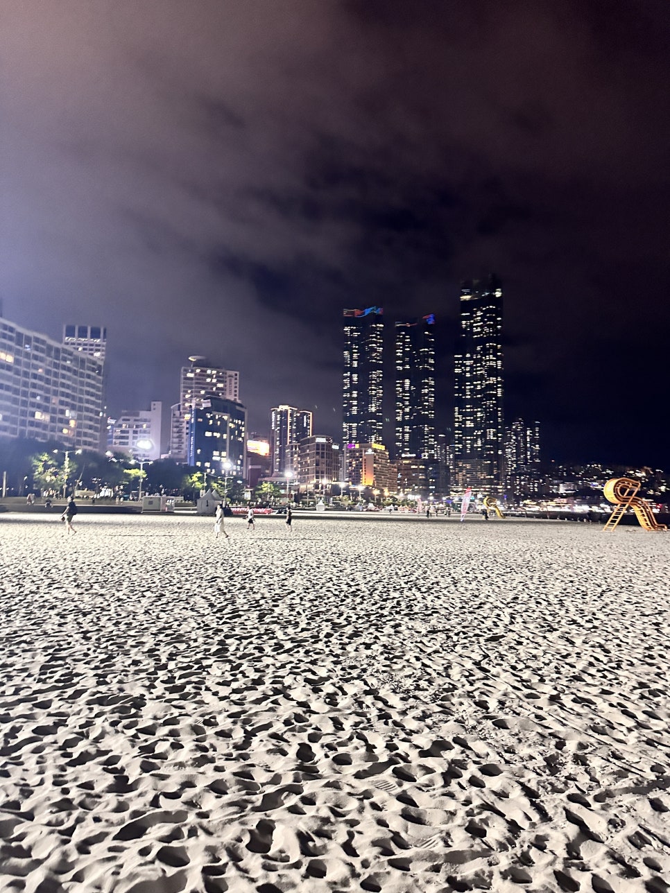 롯데리아 영도남항점 사진 4