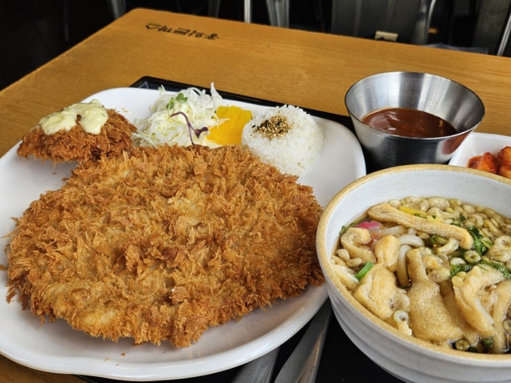  반야월맛집 양과 맛을 모두 잡은 가성비 돈까스집 - 홍익돈까스 반야월점