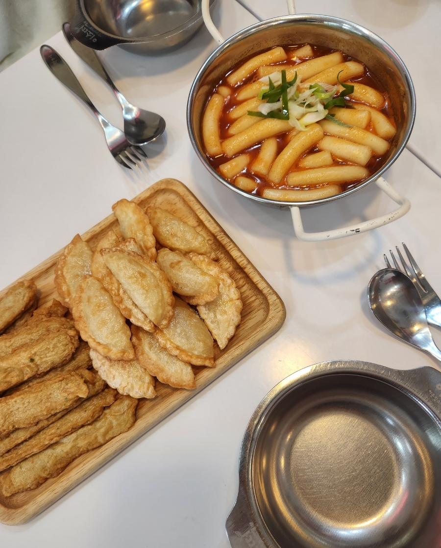 이웃집소녀떡볶이 칠곡매천점 사진 1