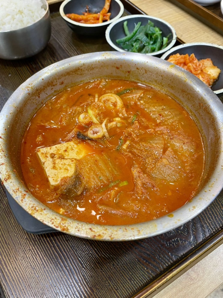 오수휴게소(하행) 웰빙한식 그린웰 옛날돼지고기김치찌개