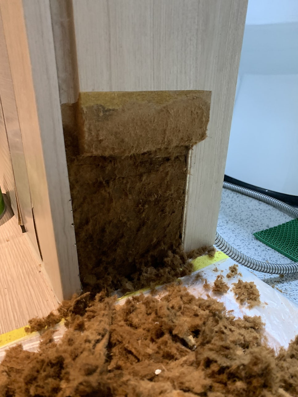 서울상암 물먹은문틀복원 물먹은몰딩복원시트지복원