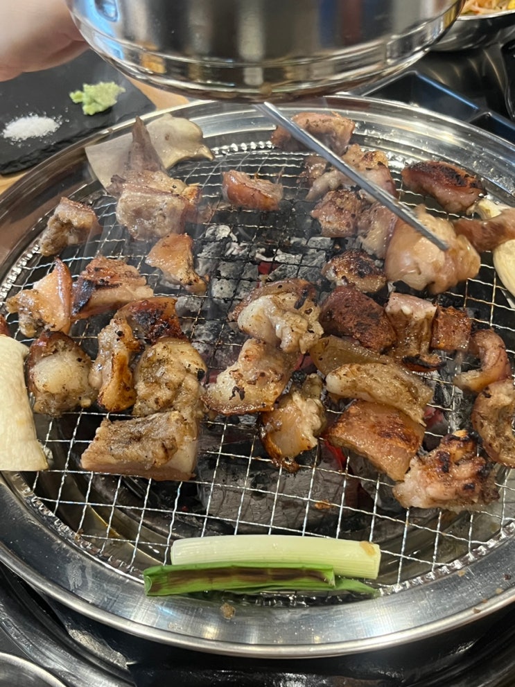  세종 나성동 쫄깃한 돼지 양념꼬리 맛집 반지하
