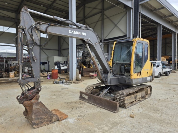  경북 김천시 삼성 MX55A 2000년식 농장용 농업용 02 중고굴삭기