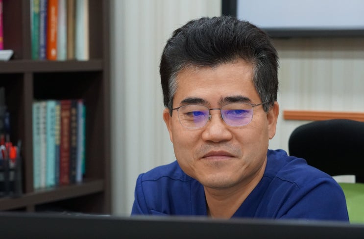  상동요실금, 복압성·절박성·혼합성 배뇨 문제로 고민이라면 옥길동인근비뇨기과에서