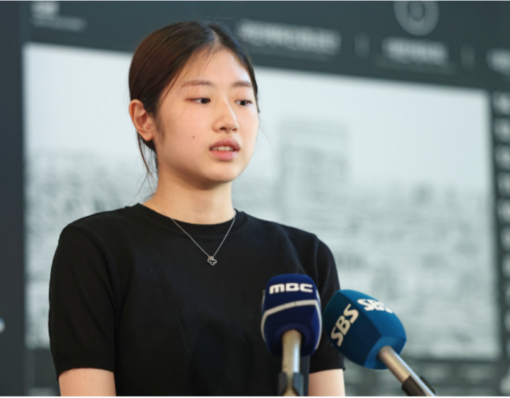 재심 출석 피겨 <b>이해인</b> "<b>성추행</b> 누명 벗고파…훈련 중 술·연애... 