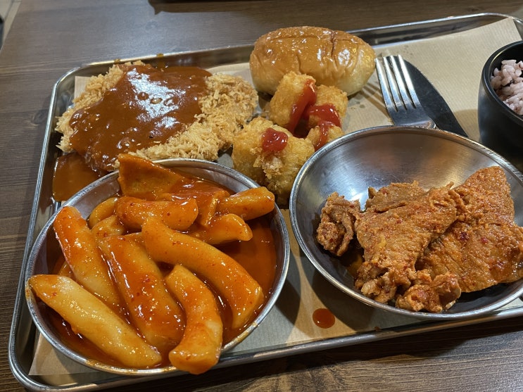  강남역 신논현역 가성비 맛집 돈까스무한리필 돈비고고