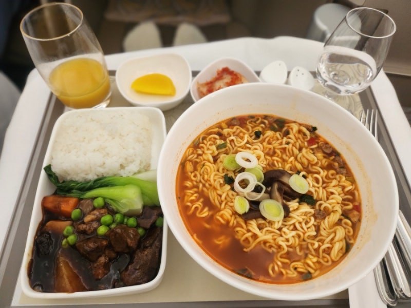 하노이 여행 4일차: 하노이 공항 비즈니스 라운지, 아시아나 귀국편 비즈니스, 쇼핑리스트