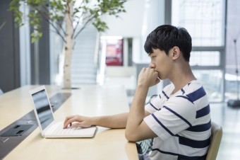  2024년 취업필수 산업안전기사 자격증 시험 칠 자격 온라인으로 준비하는 방법