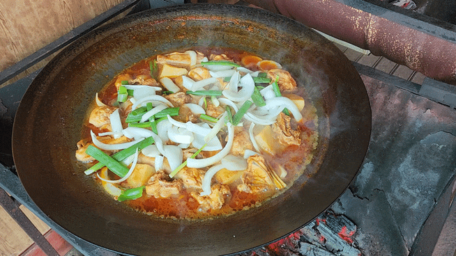  마니산 솥뚜껑닭볶음탕 강화도 맛집 지옥에서 먹고 온 후기