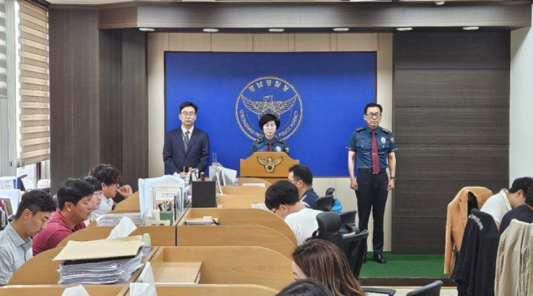 경남 하동경찰서 순찰차 내 여성 사망 사건, 경찰 태만으로 인한 비극적 결과