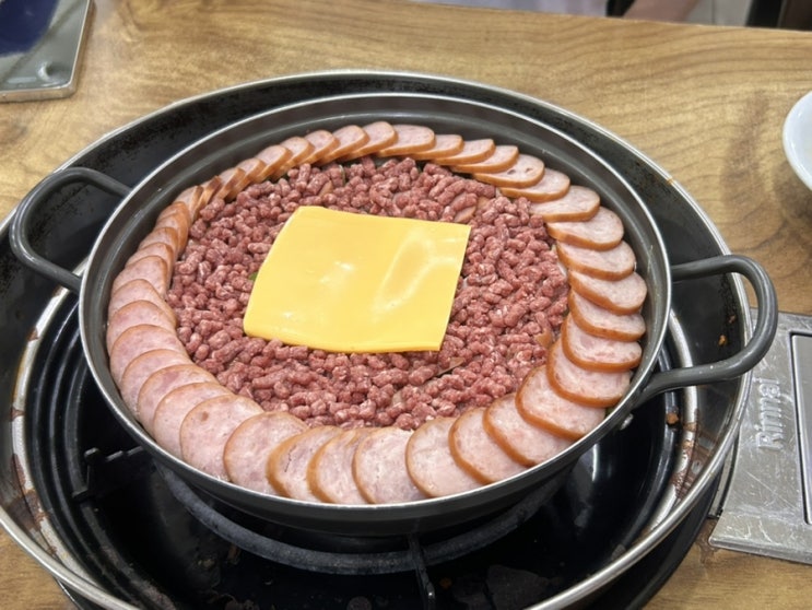  육식맨 추천 수원 인계동 맛집 이나경송탄부대찌개 웨이팅 후기