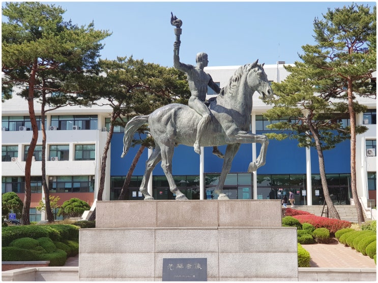  2024 아주대학교 캠퍼스투어 1편 : 중앙도서관, 학생회관 등 아주대 캠퍼스 구경 이모저모