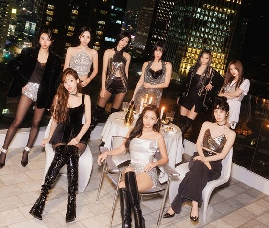 <b>트와이스</b>, <b>딥페이크</b>에 칼 빼들었다 "강력한 법적 대응" [전문]
