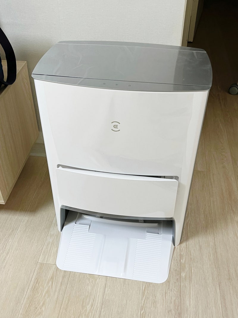에코백스 DEEBOT T10 OMNI : 로봇청소기 추천 (+걸레자동세척) 1년 사용후기