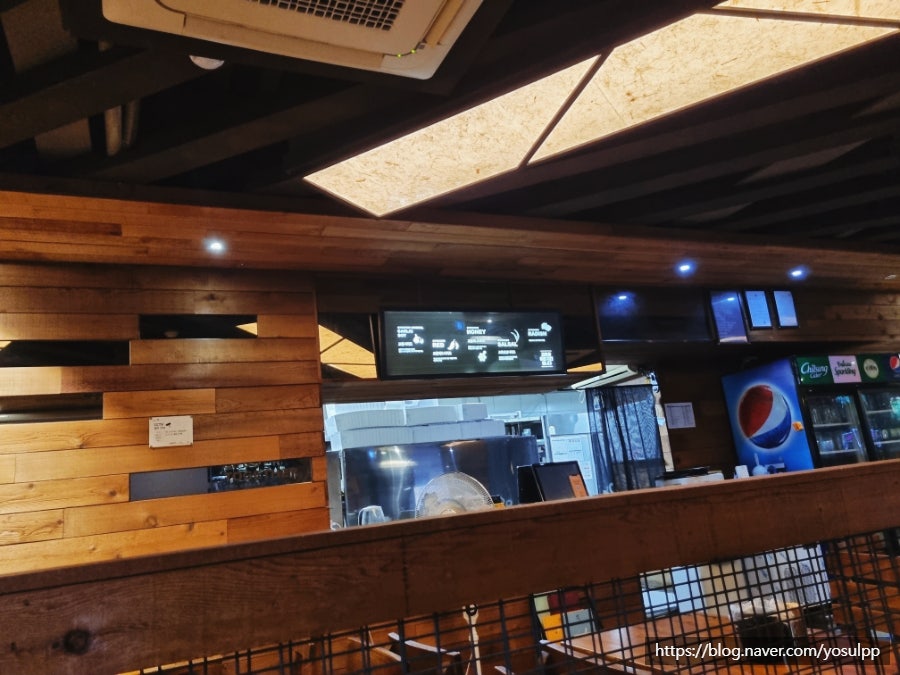 교촌치킨 옥계점 사진 4