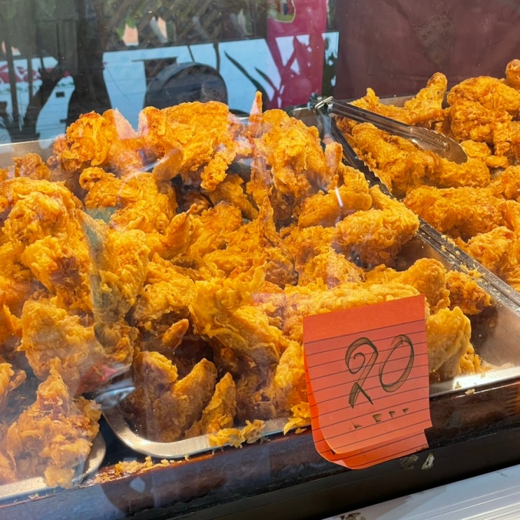  태국 파타야 슈프림 후라이드 치킨 20바트라니!? pattaya supreme fried chicken