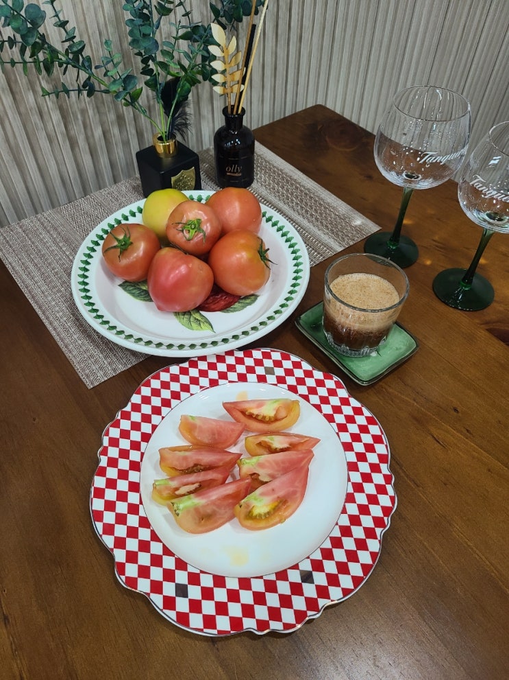  토마토쥬스 레몬과 함께 마시는 디톡스 주스 효능 좋은데~