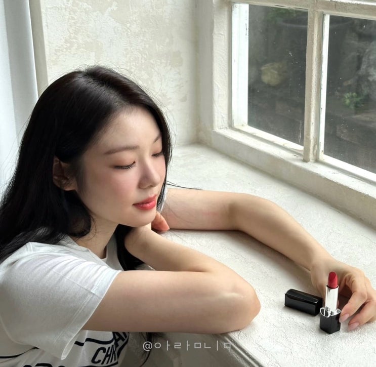 김연아 립스틱 ㅣ 크리스찬디올 반팔티 ㅣ 343 파나레아 ㅣ 디올 메이크업
