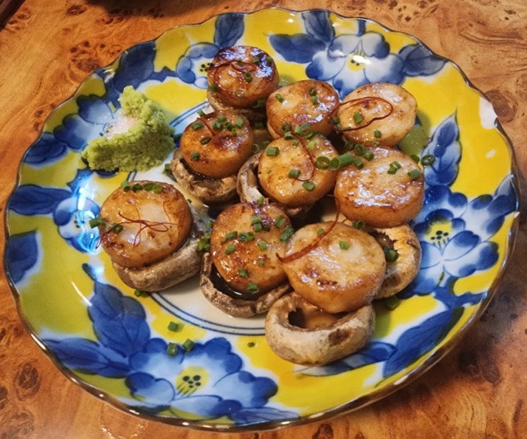  파친코 을지로점 - 관자양송이 버터구이와 카모야끼소바 등.. 맛있는 안주의 힙한 일식주점