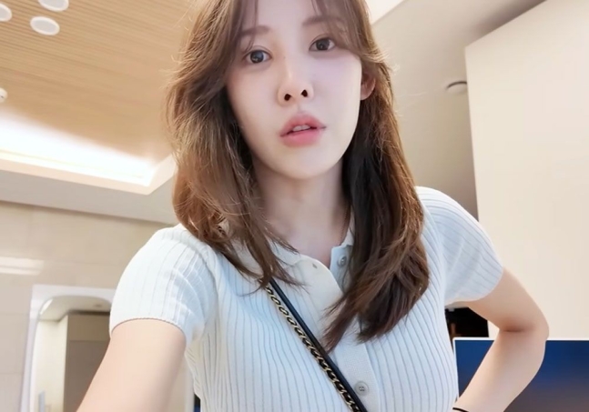 '환승연애2' 이나연, 금수저 아니라더니...한강뷰 고급아파트서... 