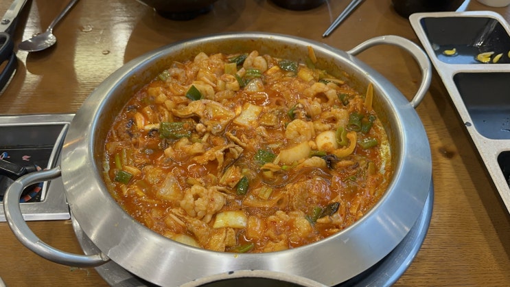  [판교 맛집] 사위식당 판교점 솔직 후기 / 판교역 낙곱새, 밀면 맛집 / 판교 데이트