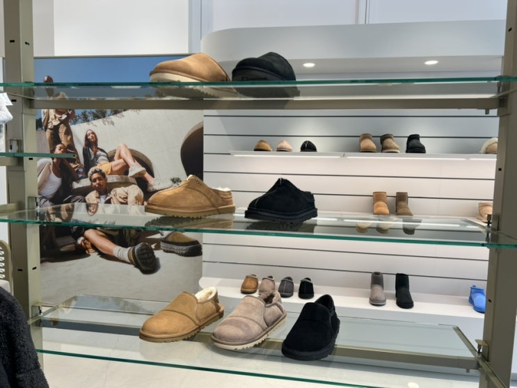  일본 오사카 신사이바시 어그 부츠(미국 UGG)신상 가격정보