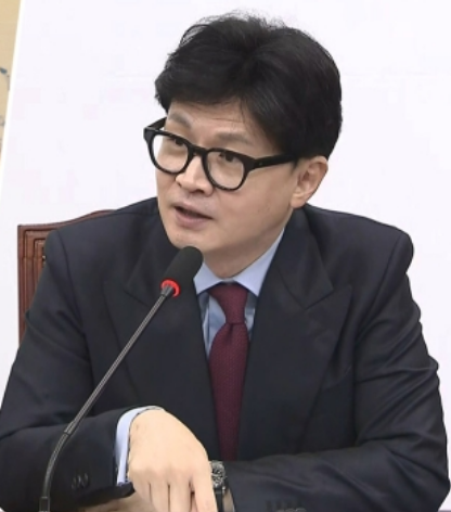 한동훈, "<b>이재명</b> '<b>계엄령 준비</b> 의혹'주장에 근거제시하라 사실... 