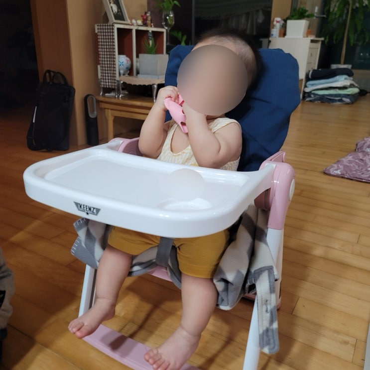  휴대용 아기 이유식 의자 킨즈 플립 부스터 내돈내산 후기