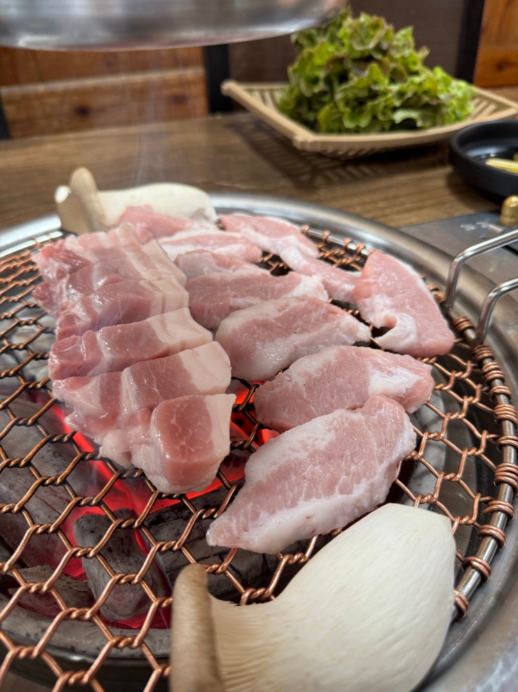  교래흑돼지 본점 - 조천읍 쫄깃하고 기름진 제주 흑돼지