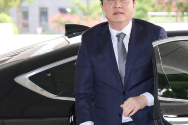 <b>심우정</b> 검찰총장 <b>후보자</b> <b>인사청문회</b>: 정치적 갈등의 중심에 선... 