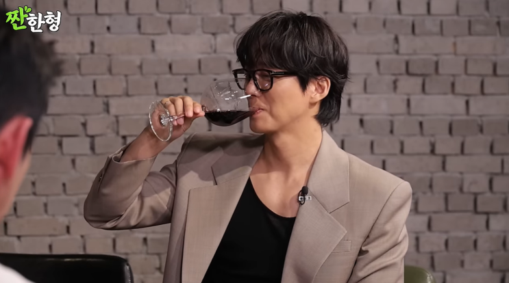 <b>남궁민</b> 명품 와인 샴페인 크룩... 마고 매그넘 가격 얼마? <b>짠한형</b>