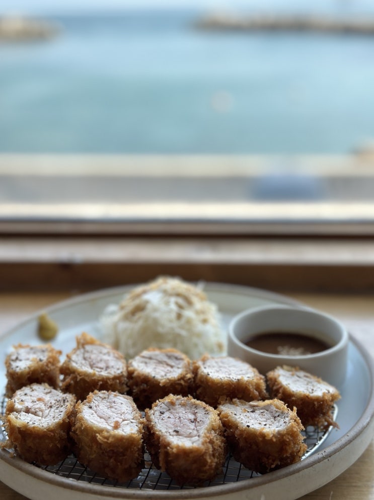  부산 안심카츠 맛집 료코 기장점 l 부산 오션뷰 돈까스