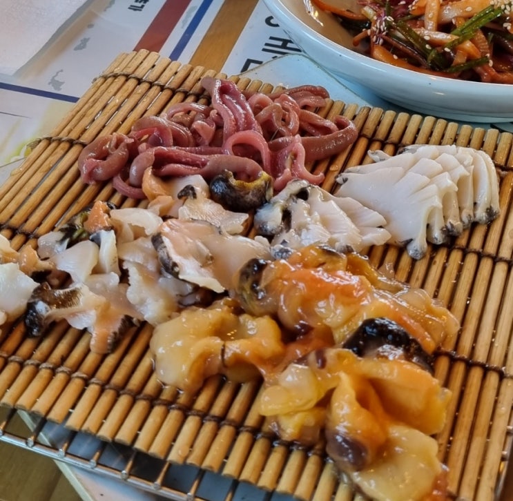  아빠가 알려준 기장 일광 현지인 맛집 전복회 식당 '아라진'