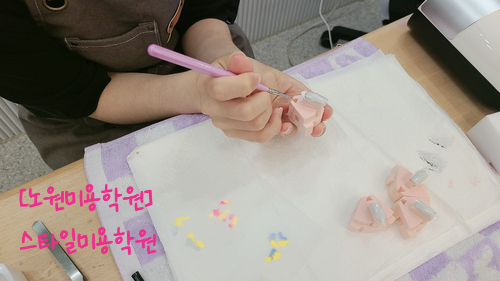  [노원미용학원]2024년 네일아트 트렌드와 전망 : 취업을 위한 자격증과 학원 추천