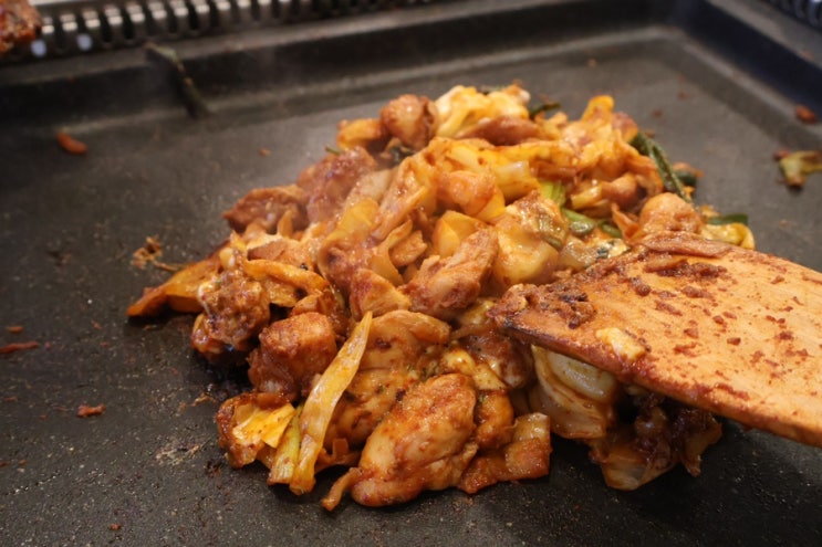  대전 은행동 가성비 맛집 무한리필로 즐기는 춘천집무한철판닭갈비